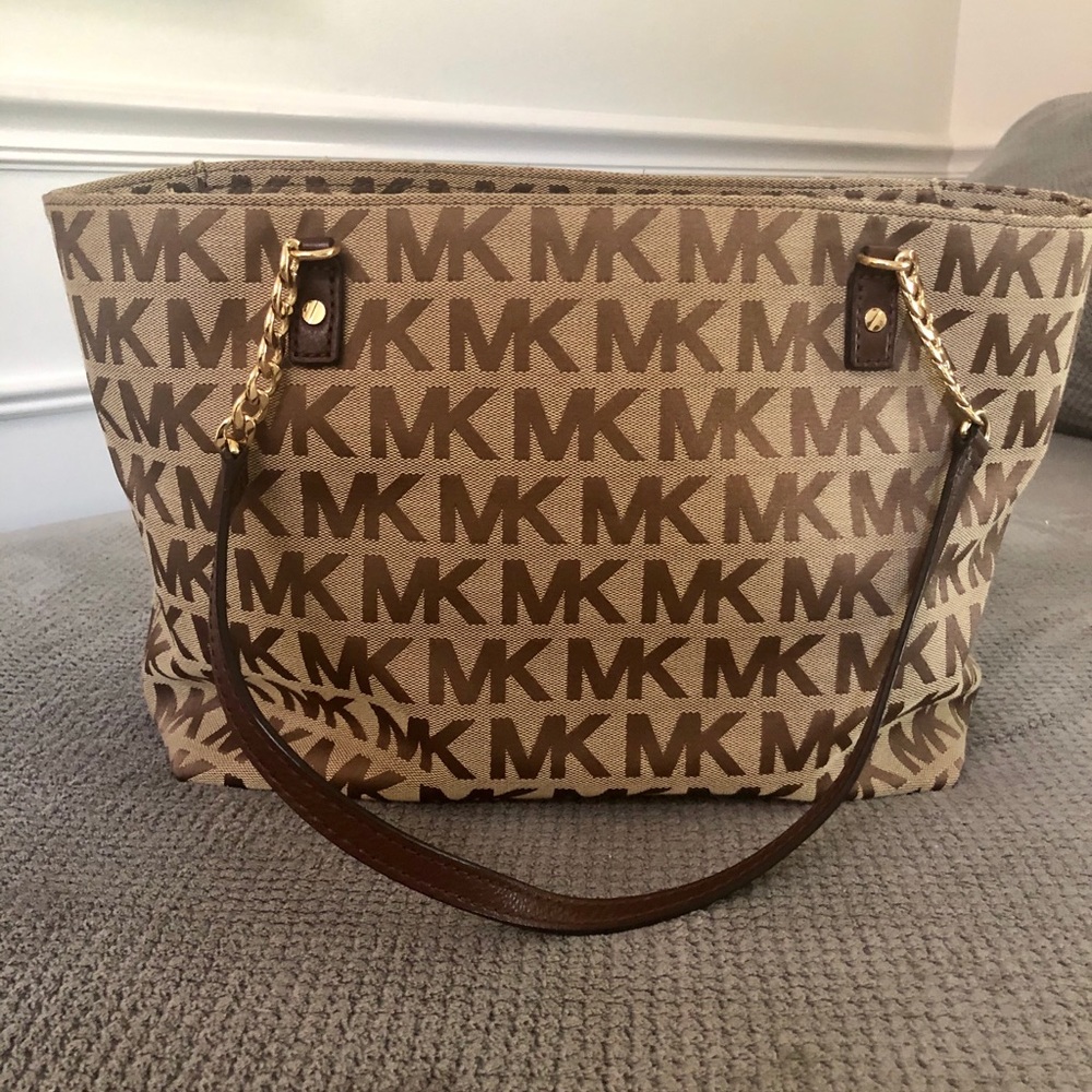 Michael Kors MK purse - Picture 1 of 6